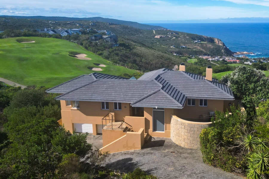 4 Bedroom Property for Sale in Pezula Golf Estate Western Cape